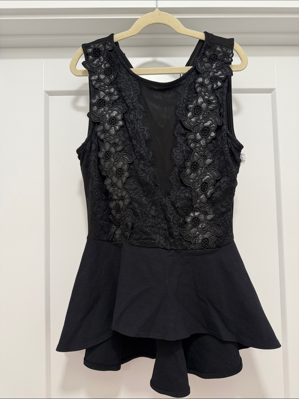 bebe Black Floral Lace Peplum Top